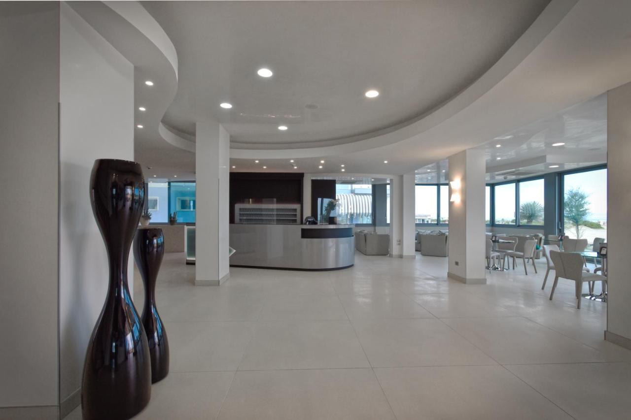 Hotel Monaco Caorle Buitenkant foto