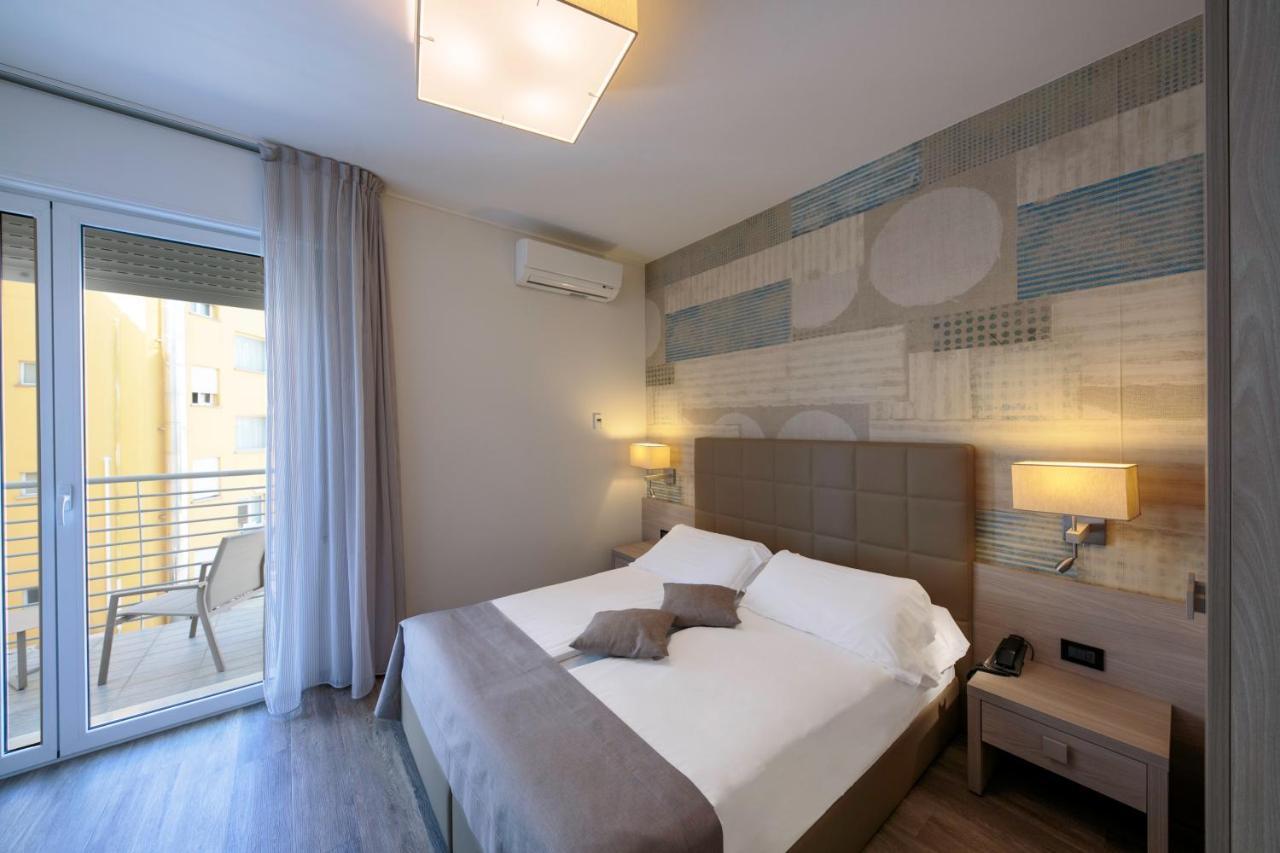 Hotel Monaco Caorle Buitenkant foto