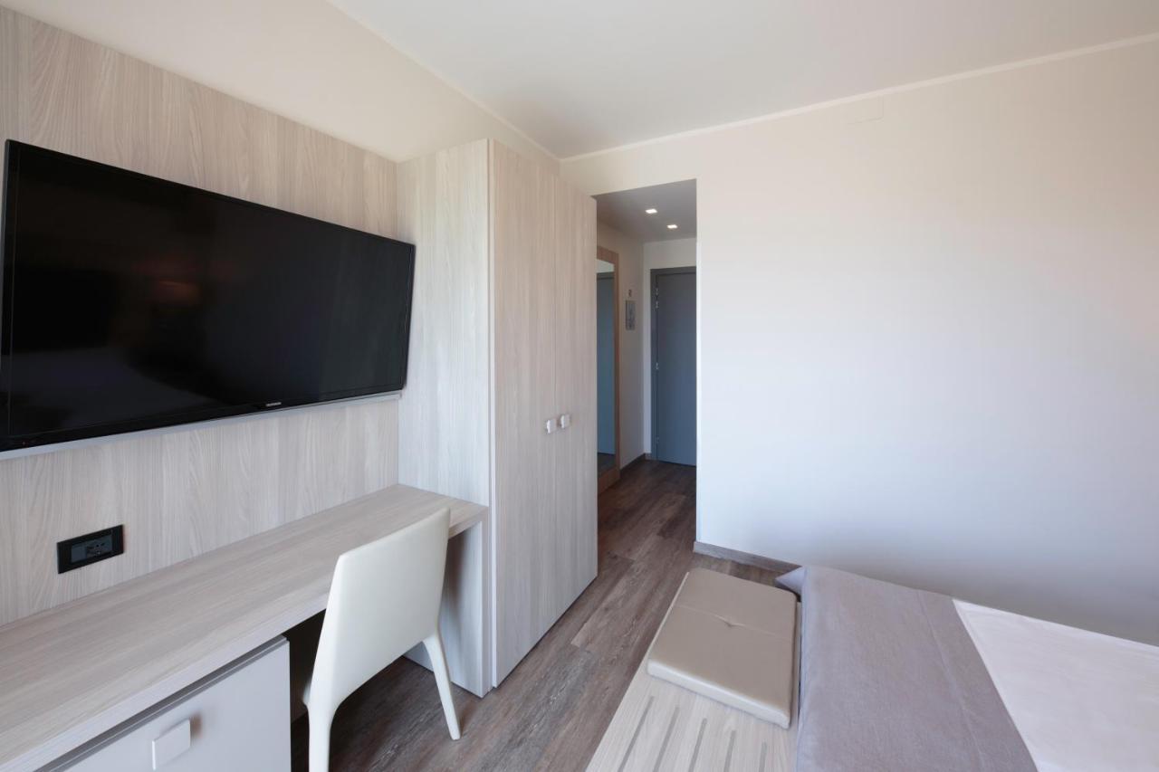 Hotel Monaco Caorle Buitenkant foto