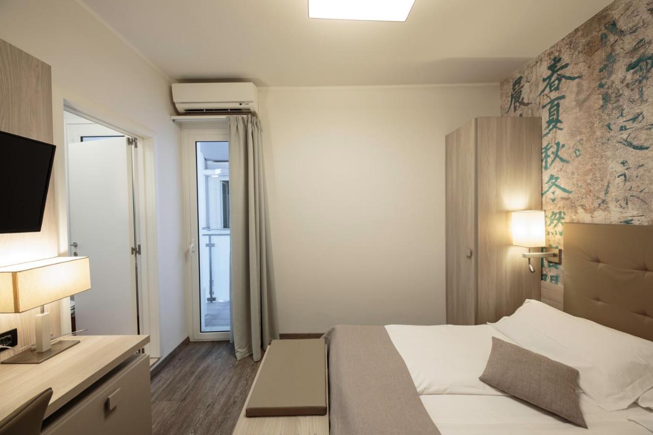 Hotel Monaco Caorle Buitenkant foto