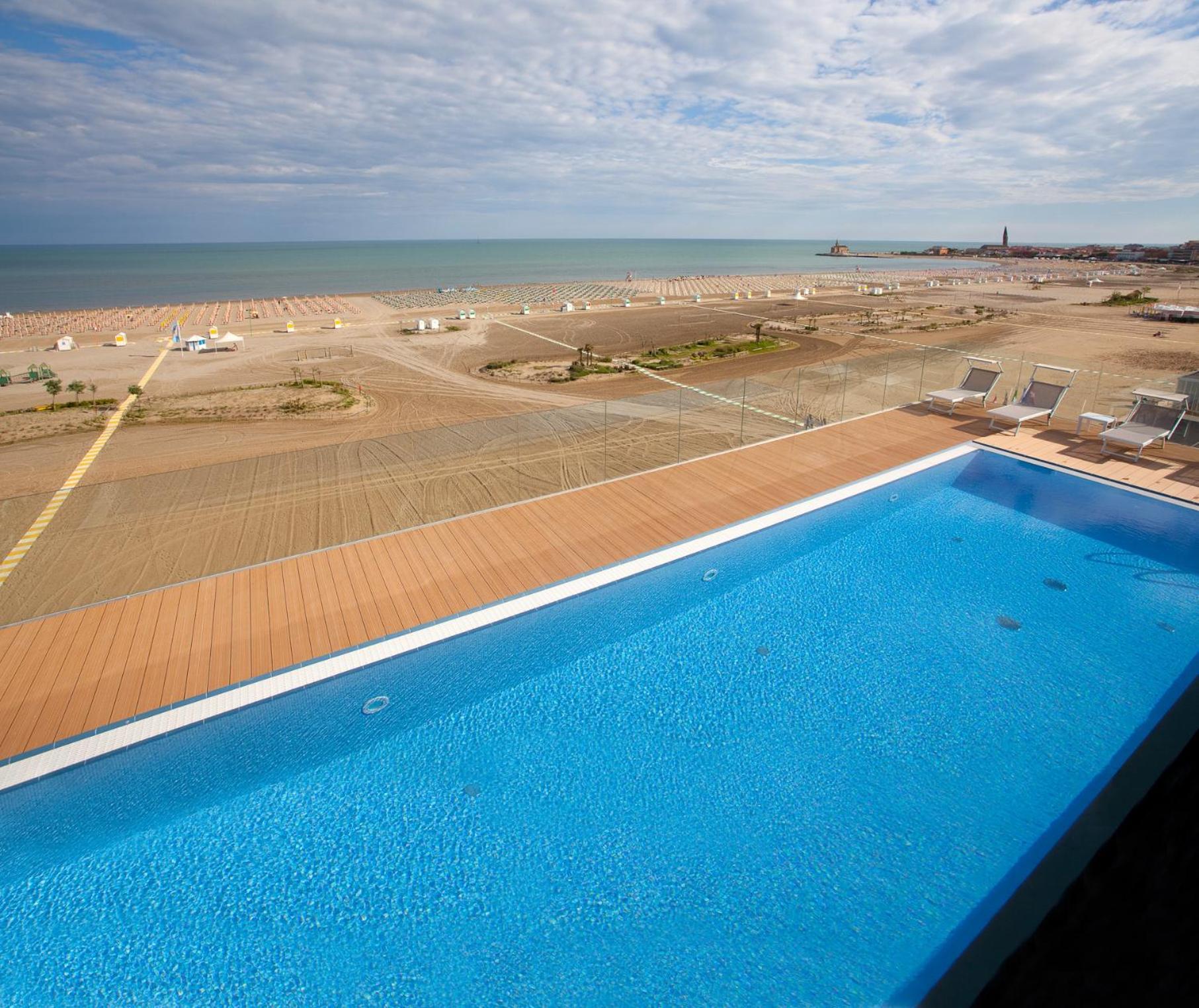 Hotel Monaco Caorle Buitenkant foto