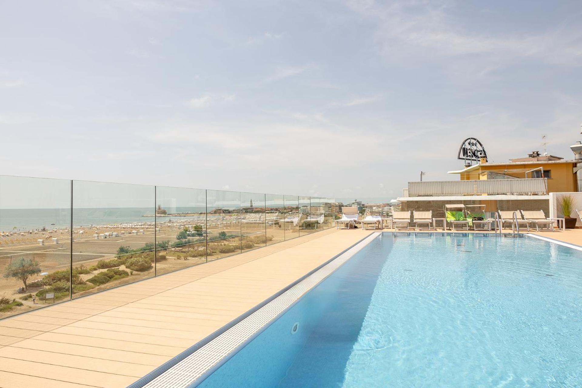Hotel Monaco Caorle Buitenkant foto