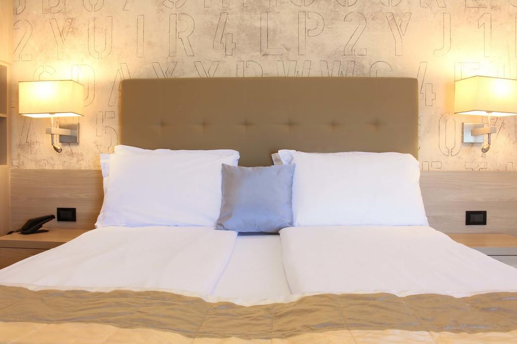 Hotel Monaco Caorle Buitenkant foto