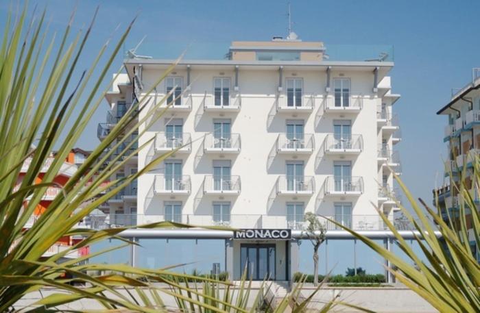 Hotel Monaco Caorle Buitenkant foto